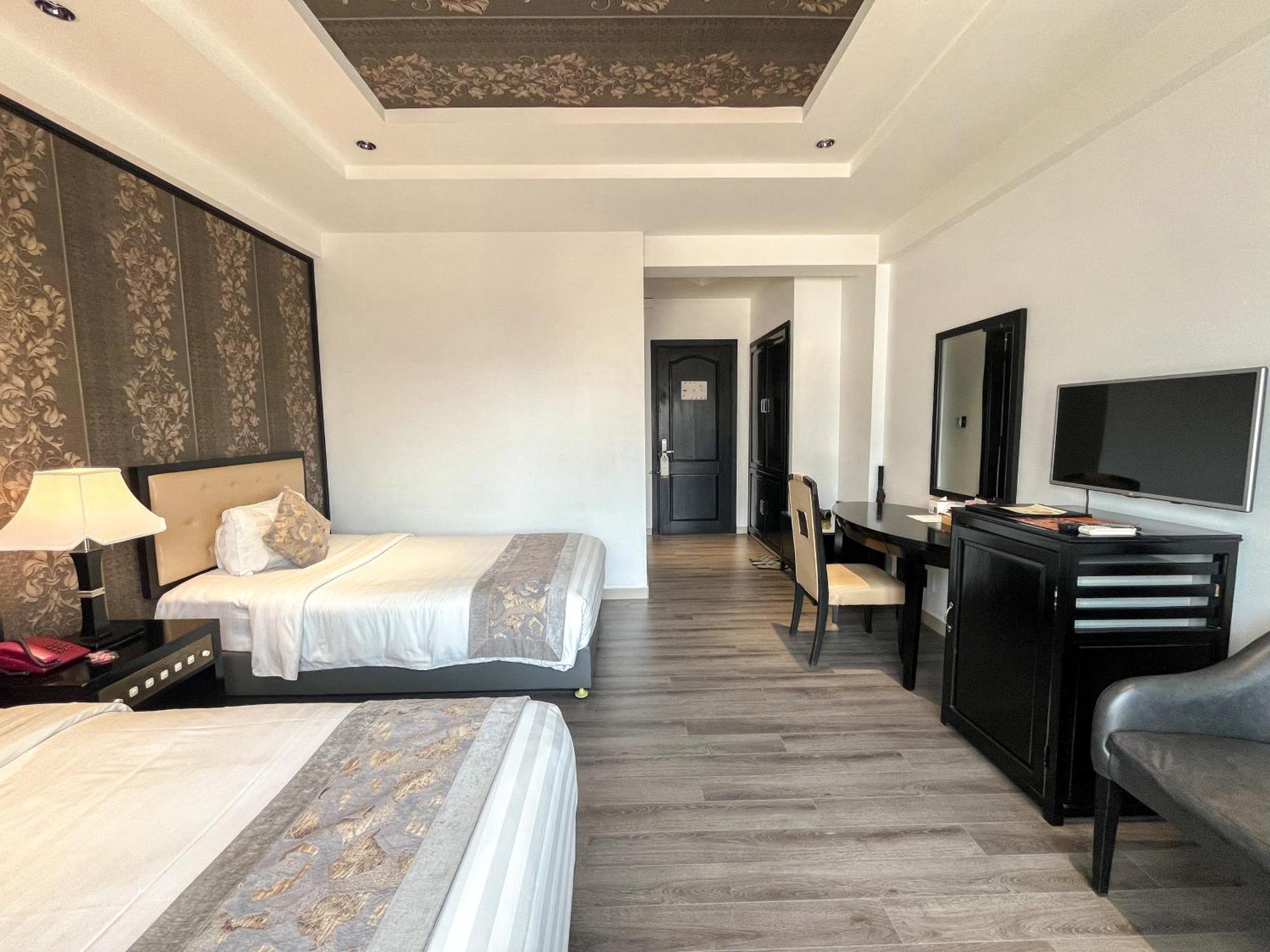โรซาลีน บูทิก โฮเต็ล Hotel เว้ ภายนอก รูปภาพ